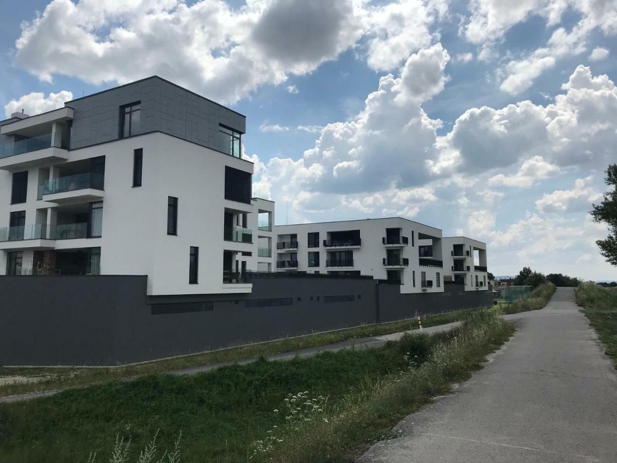 Greenbay Golf Apartments Trencin Ngoại thất bức ảnh