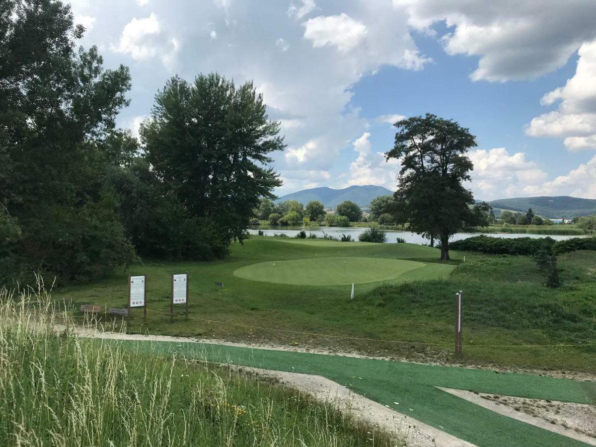 Greenbay Golf Apartments Trencin Ngoại thất bức ảnh